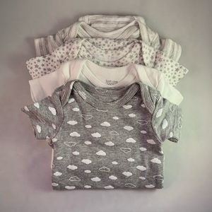 White & Gray Newborn Shortsleeved Onesies